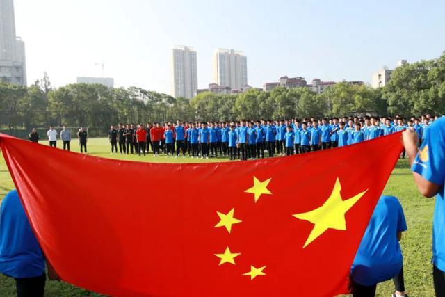 清宫皇后嫔妃去世后，她们最爱的首饰是如何处理的？游戏画面